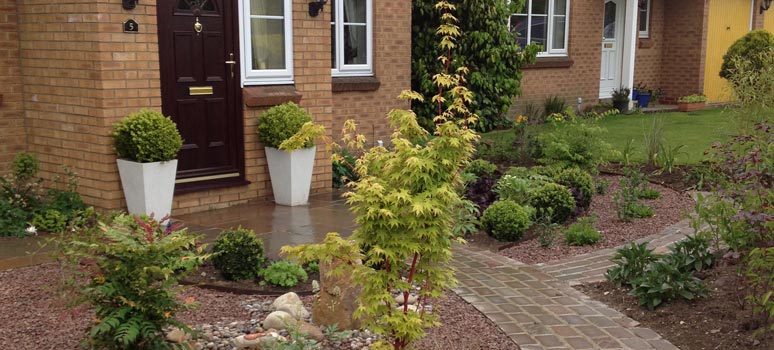 Gardening Services: Redesign, Construction and Planting